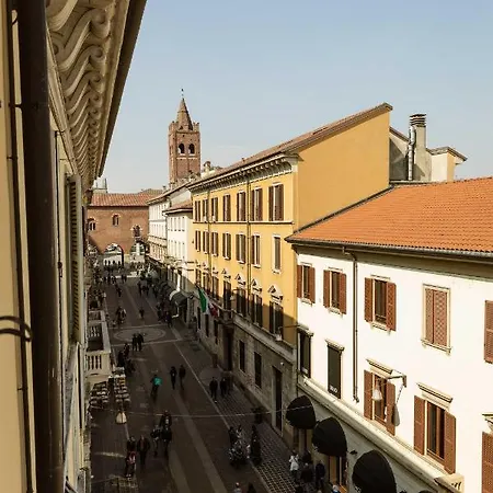 Casa Del Borgo - Esclusiva Centro Con Vista Duomo 몬차